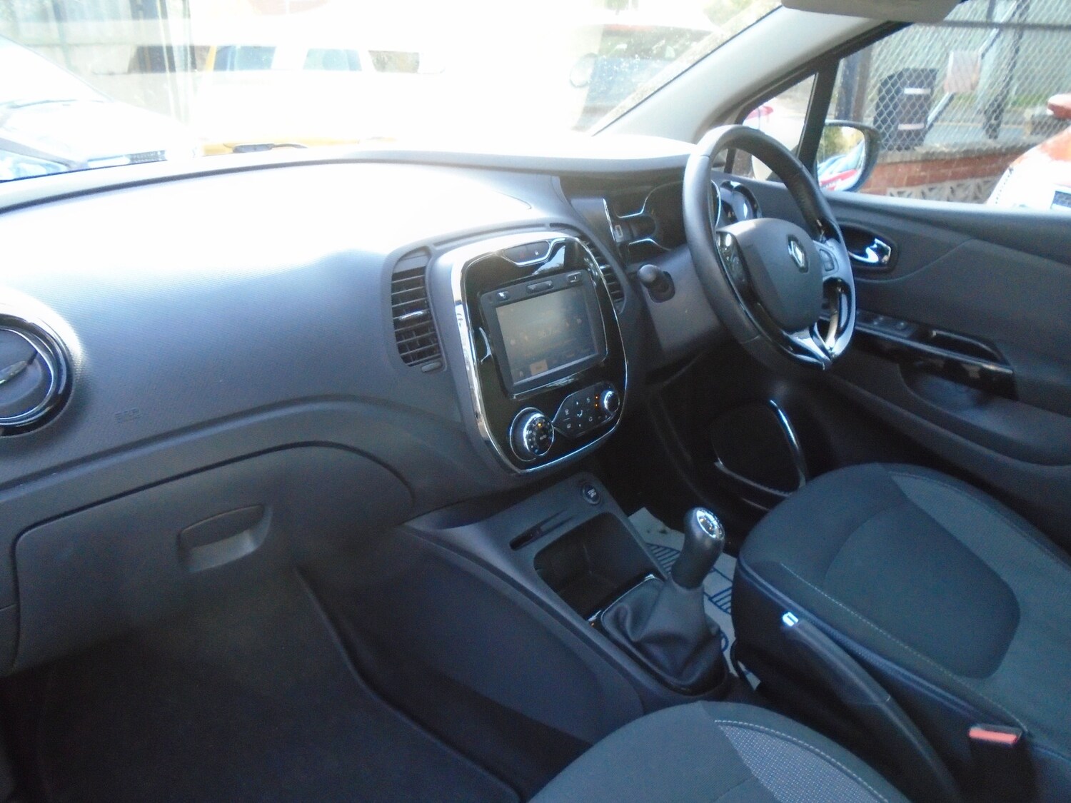 Used Renault Captur 2014 for sale - 78064365: Photo 9