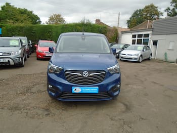 Used Vauxhall Combo Life 2019 for sale - 79649423: Photo