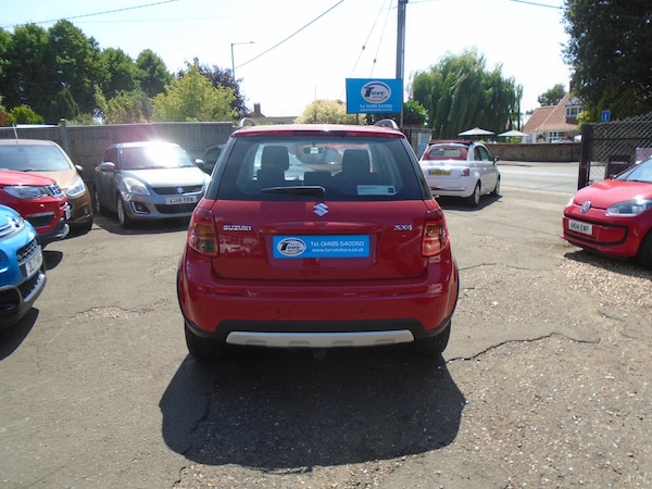 Used Suzuki SX4 2014 for sale - 74882951: Photo 5