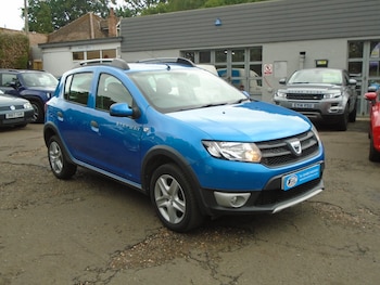 Used Dacia Sandero Stepway 2016 for sale - 78776501: Photo