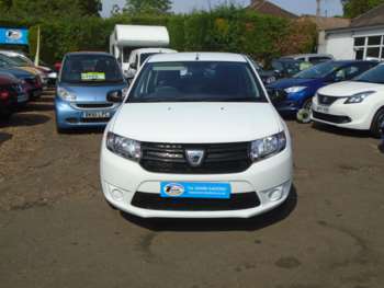 Used Dacia Sandero 2014 for sale - 73986637: Photo