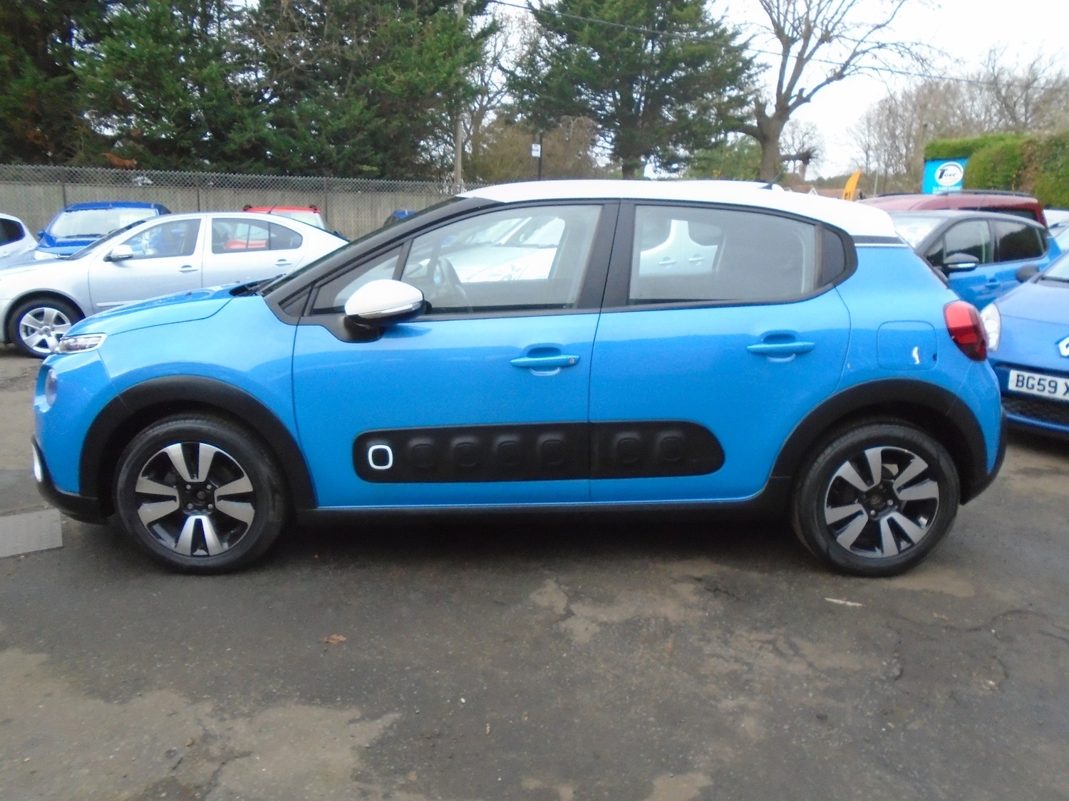 Used Citroen C3 2016 for sale - 76878119: Photo 4
