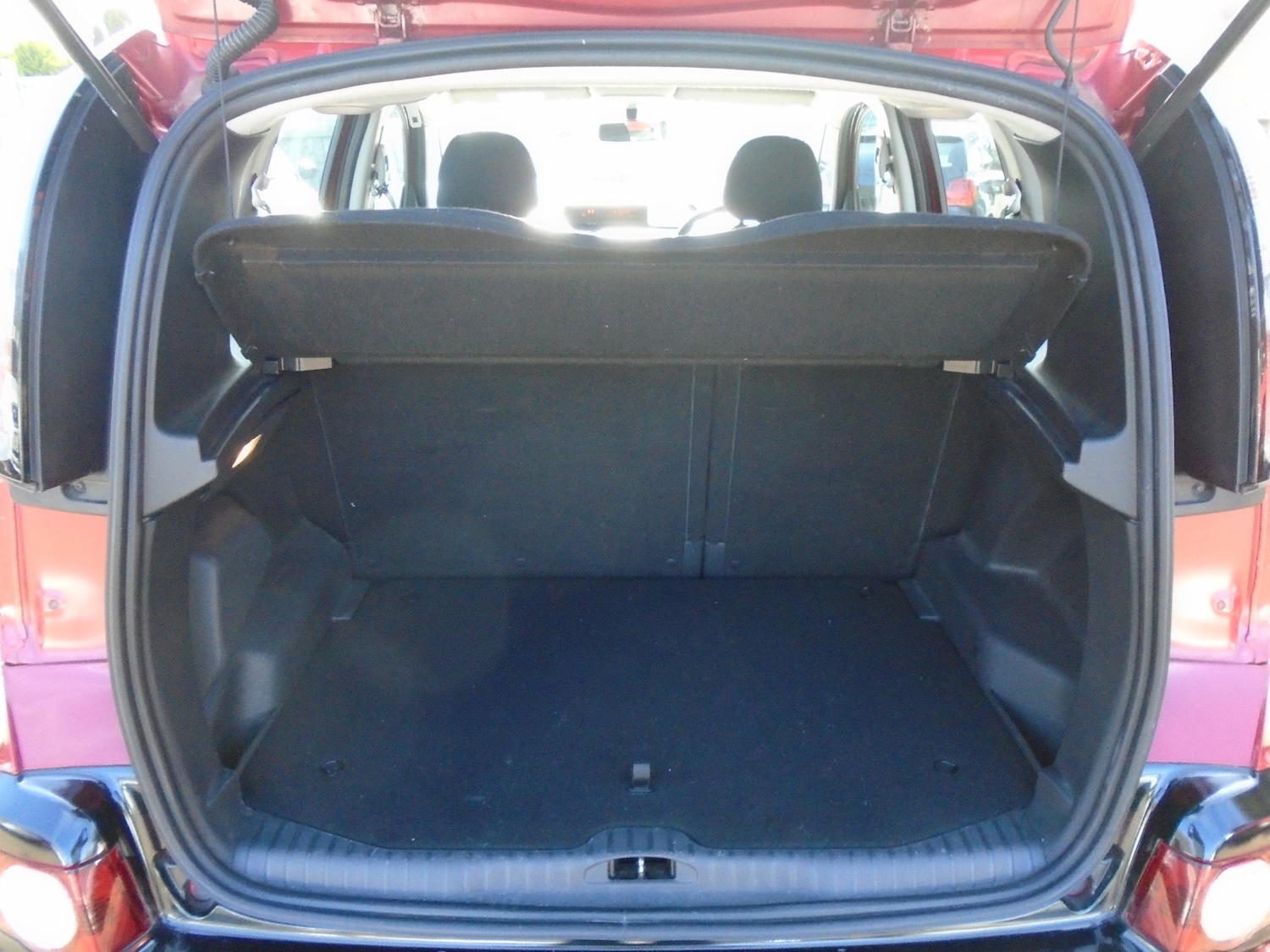 Used Citroen C3 Picasso 2016 for sale - 77729844: Photo 8