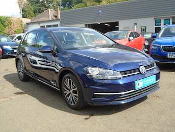 Used Volkswagen Golf 2017 for sale - 75582076: Photo