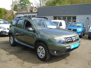 Used Dacia Duster 2015 for sale - 78237336: Photo