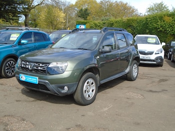Used Dacia Duster 2015 for sale - 78237336: Photo