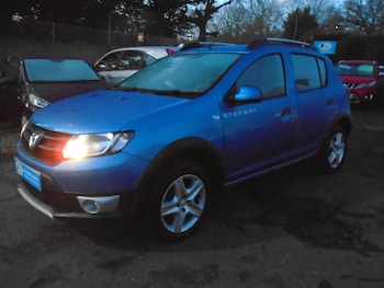 Used Dacia Sandero Stepway 2016 for sale - 77392132: Photo