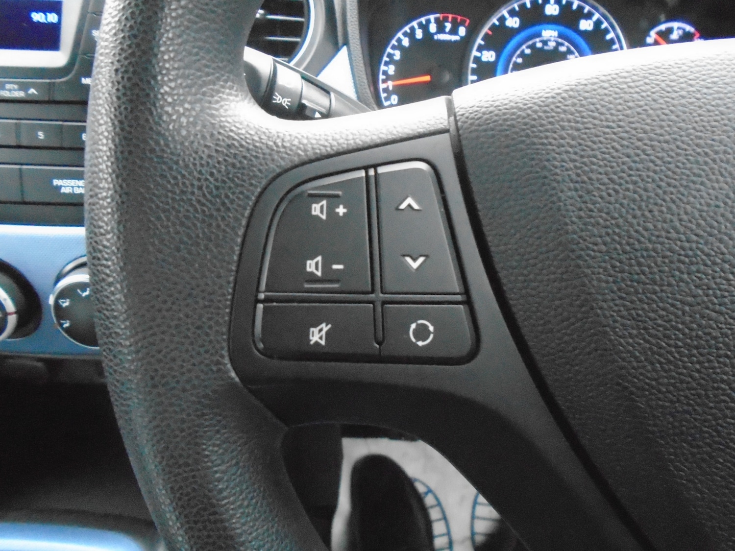 Used Hyundai i10 2015 for sale - 76879093: Photo 15