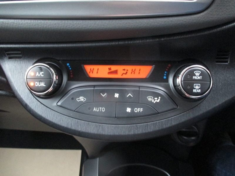 Used Toyota Yaris 2014 for sale - 77189017: Photo 41