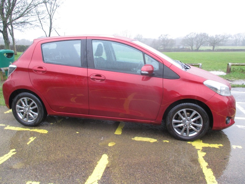 Used Toyota Yaris 2014 for sale - 77189017: Photo 5