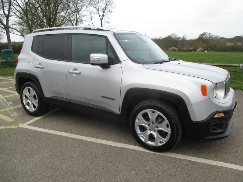 Used Jeep Renegade 2016 for sale - 78062065: Photo 3