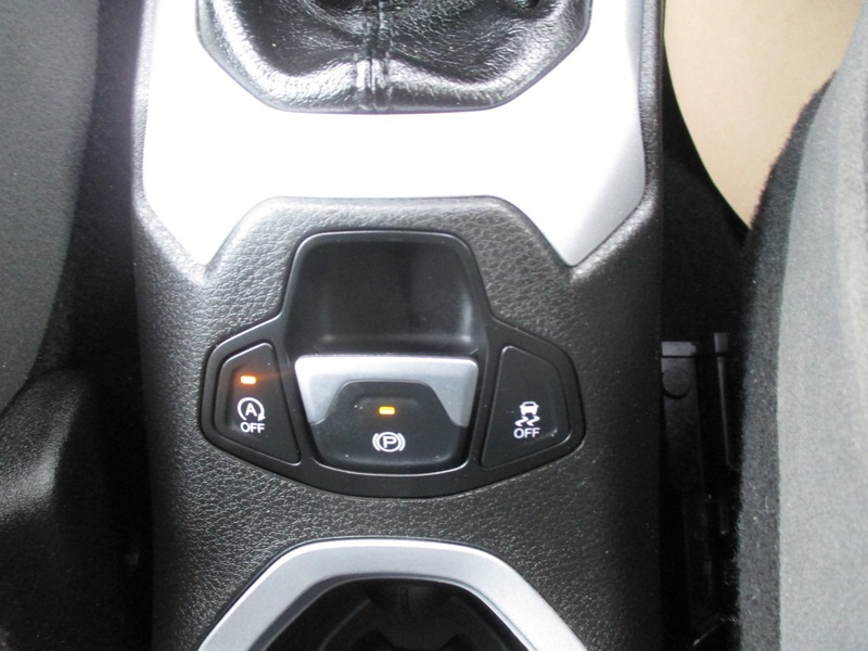 Used Jeep Renegade 2016 for sale - 78062065: Photo 42