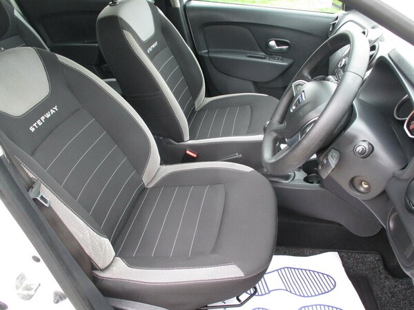 Used Dacia Sandero 2019 for sale - 76256941: Photo 25