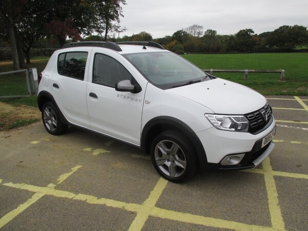 Used Dacia Sandero 2019 for sale - 76256941: Photo 4