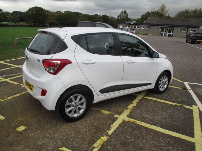 Used Hyundai i10 2016 for sale - 76482650: Photo 10