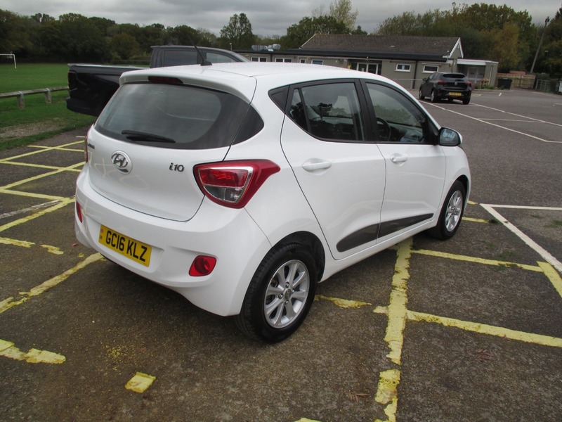 Used Hyundai i10 2016 for sale - 76482650: Photo 11