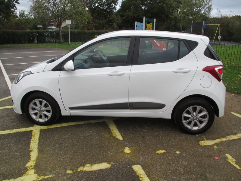 Used Hyundai i10 2016 for sale - 76482650: Photo 17