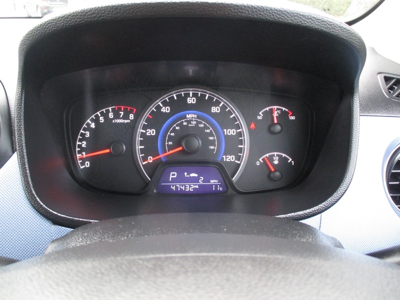 Used Hyundai i10 2016 for sale - 76482650: Photo 28