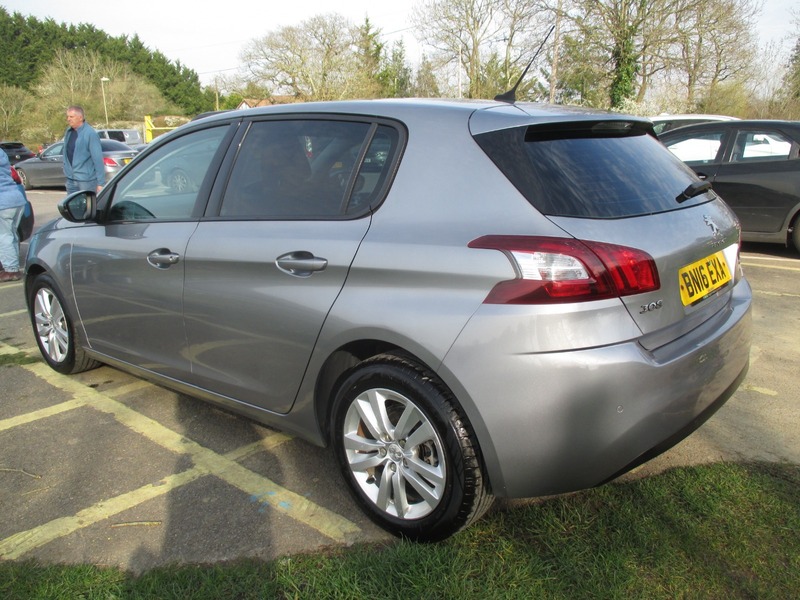 Used Peugeot 308 2016 for sale - 77968118: Photo 12