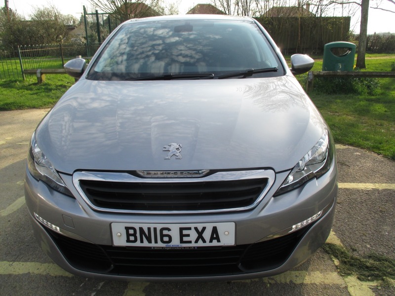 Used Peugeot 308 2016 for sale - 77968118: Photo 18