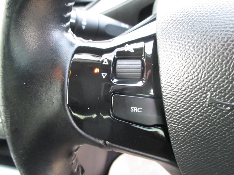 Used Peugeot 308 2016 for sale - 77968118: Photo 35