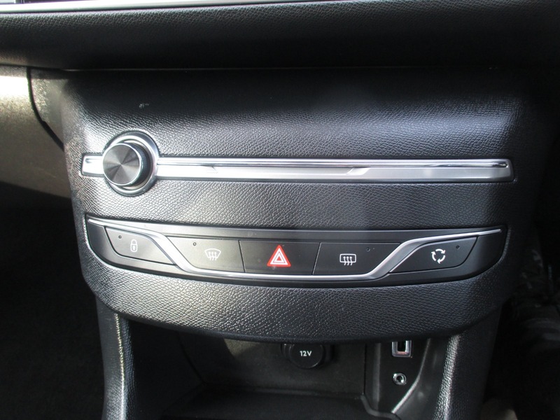 Used Peugeot 308 2016 for sale - 77968118: Photo 41