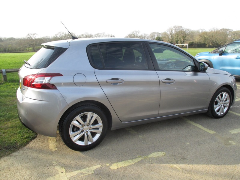 Used Peugeot 308 2016 for sale - 77968118: Photo 7