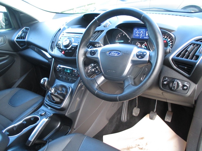 Used Ford Kuga 2015 for sale - 76740899: Photo 23