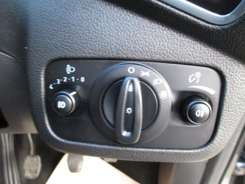 Used Ford Kuga 2015 for sale - 76740899: Photo 35