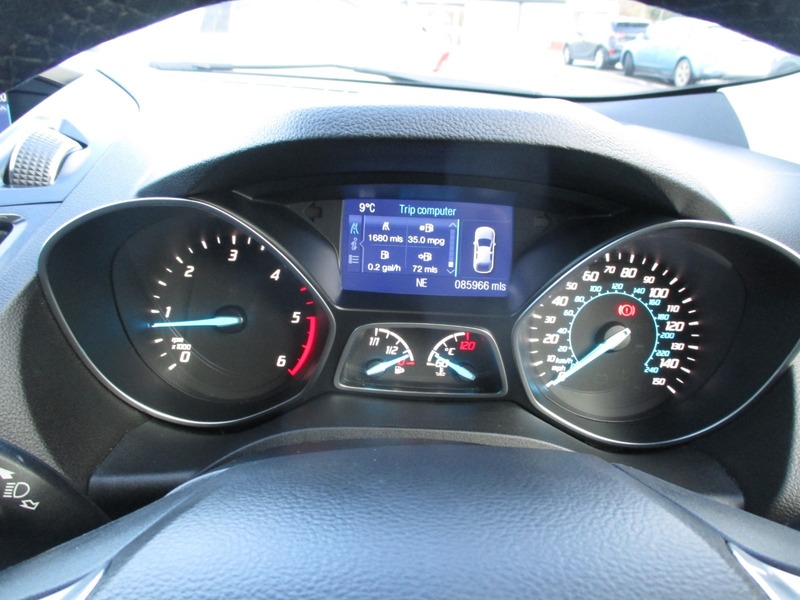 Used Ford Kuga 2015 for sale - 76740899: Photo 39