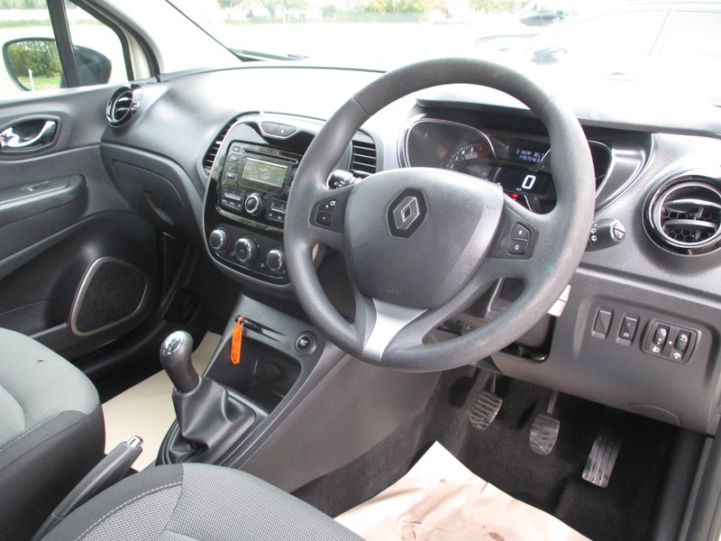 Used Renault Captur 2016 for sale - 76696969: Photo 22
