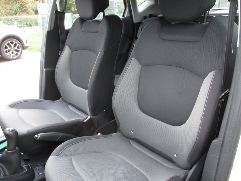 Used Renault Captur 2016 for sale - 76696969: Photo 32