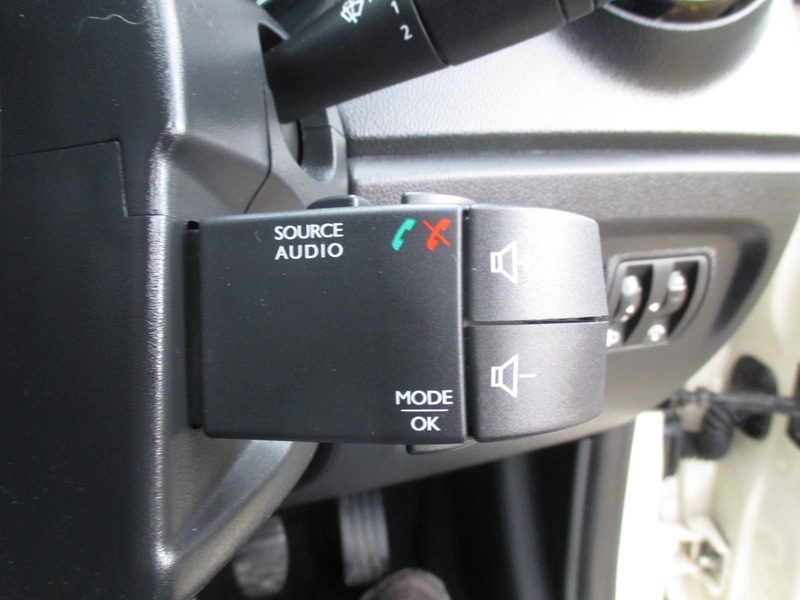 Used Renault Captur 2016 for sale - 76696969: Photo 35