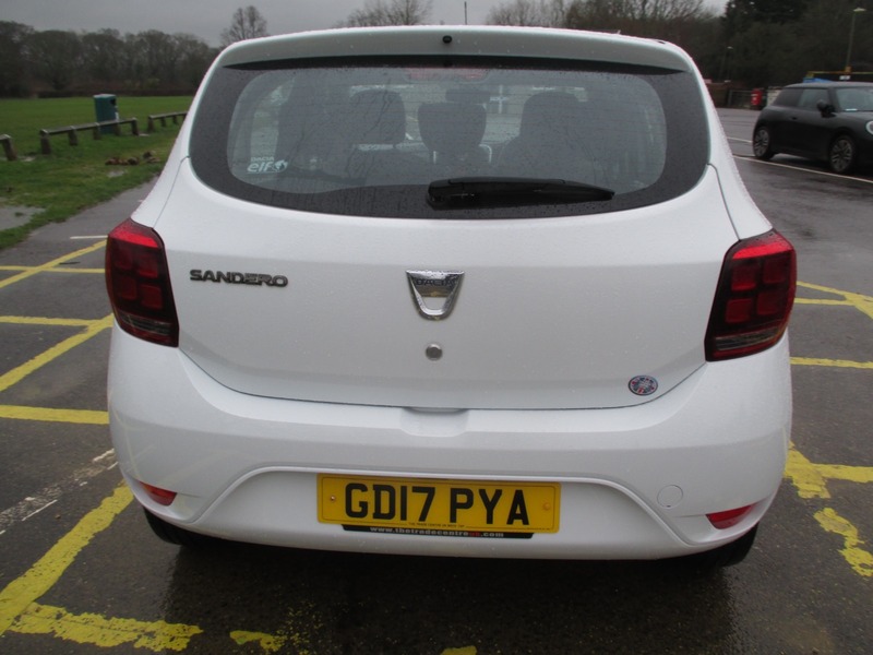 Used Dacia Sandero 2017 for sale - 77189023: Photo 10