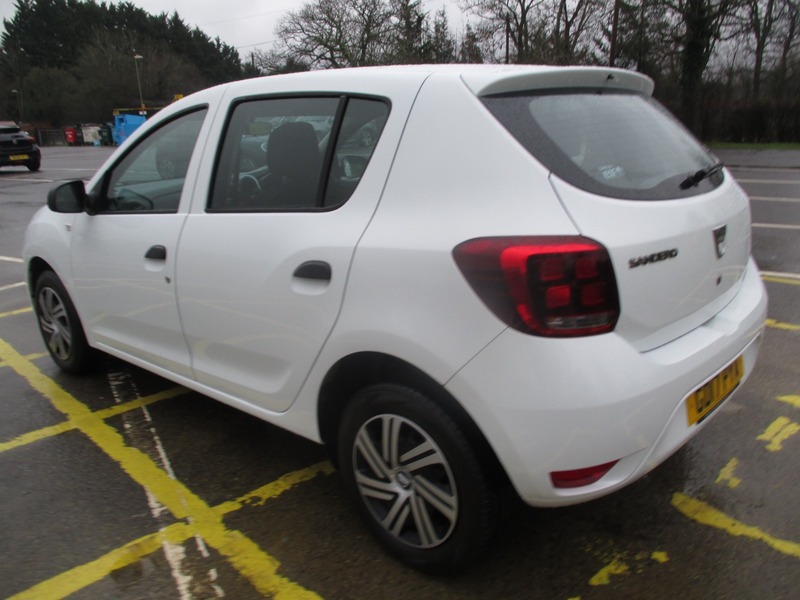 Used Dacia Sandero 2017 for sale - 77189023: Photo 12