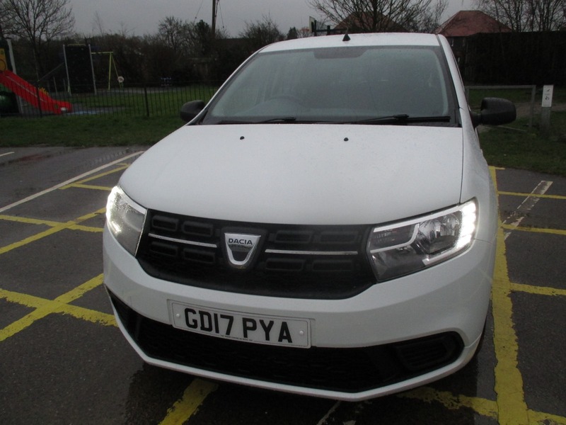 Used Dacia Sandero 2017 for sale - 77189023: Photo 18