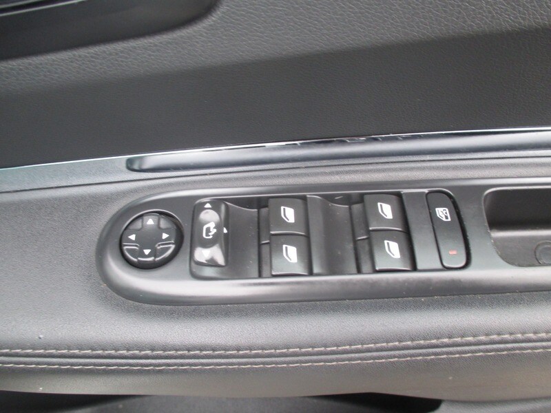 Used Peugeot 3008 2015 for sale - 77494395: Photo 36