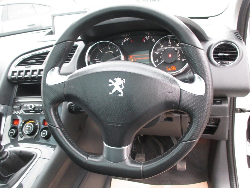 Used Peugeot 3008 2015 for sale - 77494395: Photo 37