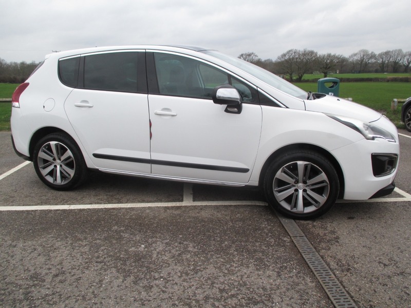 Used Peugeot 3008 2015 for sale - 77494395: Photo 5