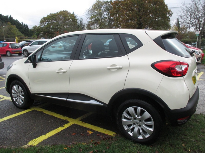 Used Renault Captur 2016 for sale - 76547438: Photo 13