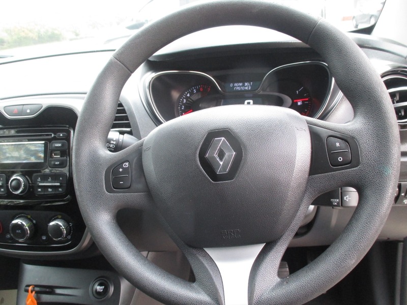 Used Renault Captur 2016 for sale - 76547438: Photo 34