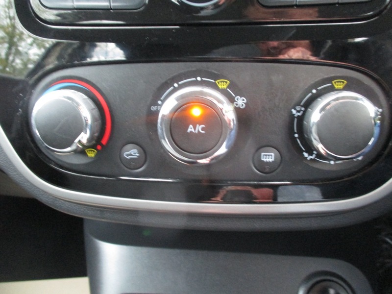 Used Renault Captur 2016 for sale - 76547438: Photo 38