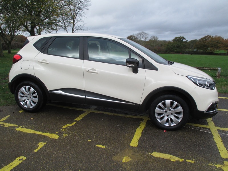 Used Renault Captur 2016 for sale - 76547438: Photo 5