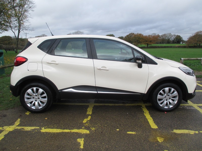 Used Renault Captur 2016 for sale - 76547438: Photo 6