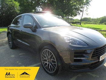 Used Porsche Macan 2020 for sale - 78726647: Photo