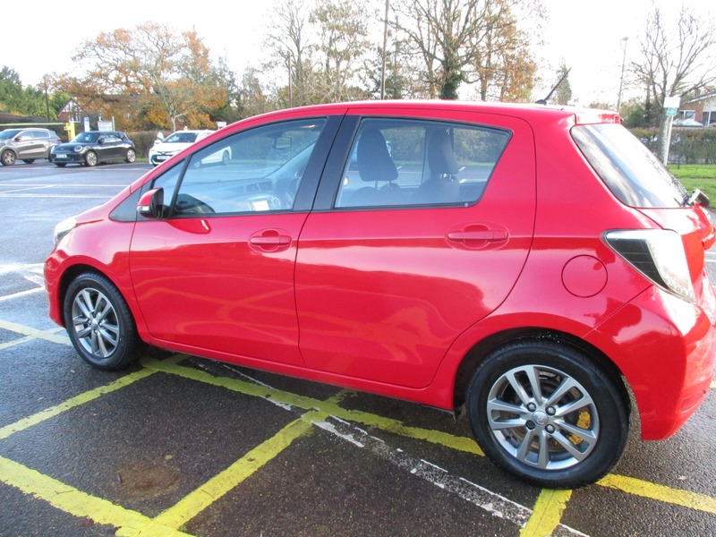 Used Toyota Yaris 2014 for sale - 76768943: Photo 13