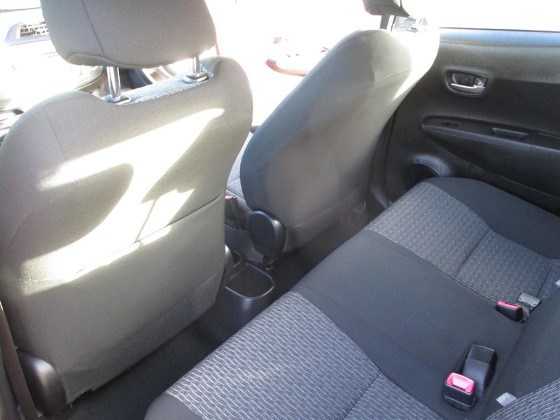 Used Toyota Yaris 2014 for sale - 76768943: Photo 27