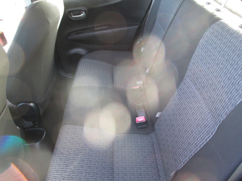 Used Toyota Yaris 2014 for sale - 76768943: Photo 28