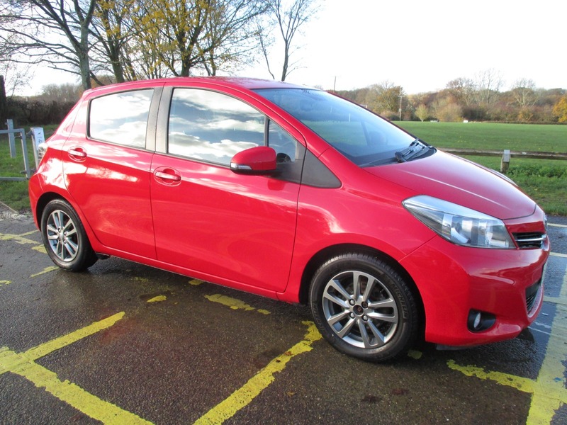 Used Toyota Yaris 2014 for sale - 76768943: Photo 3