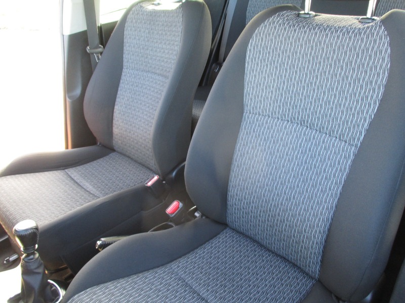 Used Toyota Yaris 2014 for sale - 76768943: Photo 32